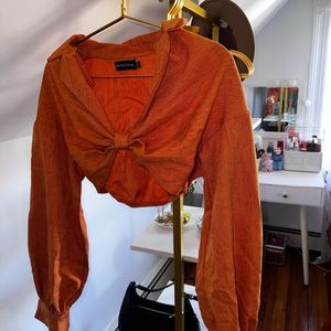 Beautiful crop from pretty little thing